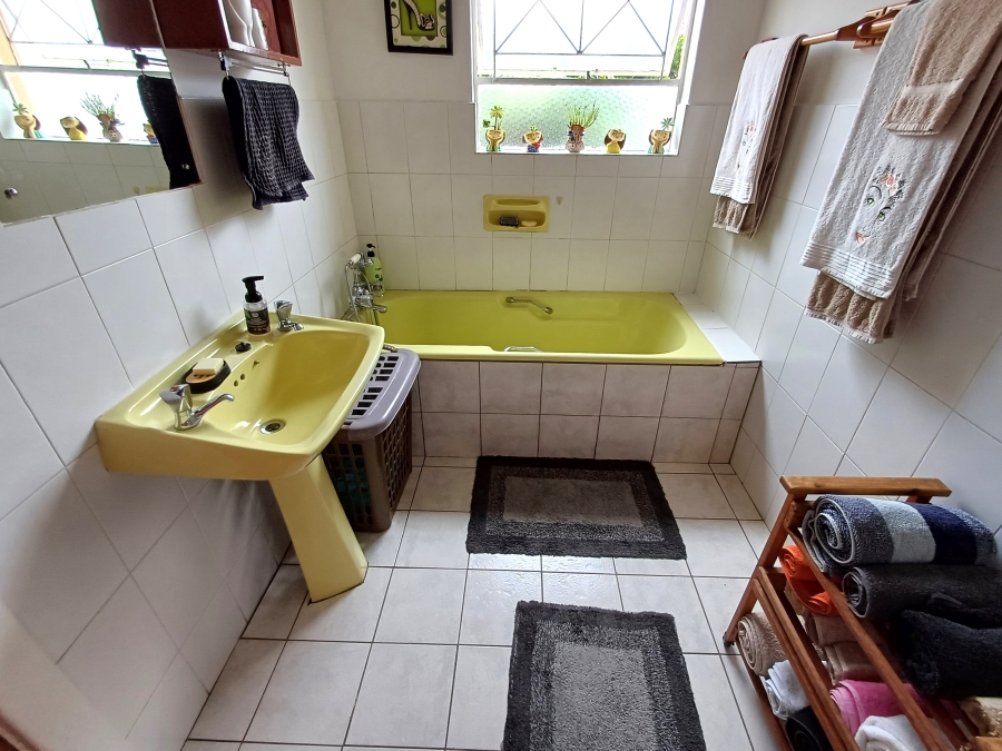 3 Bedroom Property for Sale in Mosel Eastern Cape